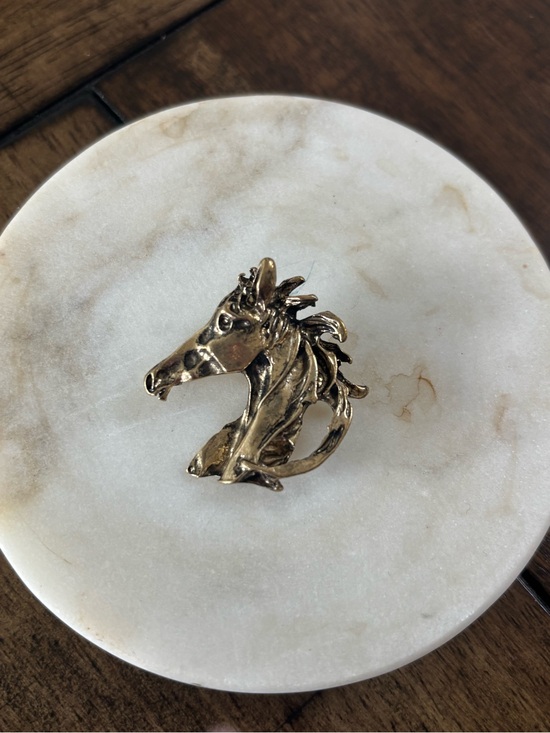 Jewelry - Gold Horse Head Brooch Pin